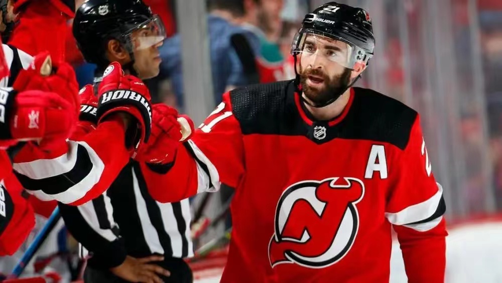 New Jersey Devilsi imaju drugu sezonu od 50 pobjeda u povijesti momčadi